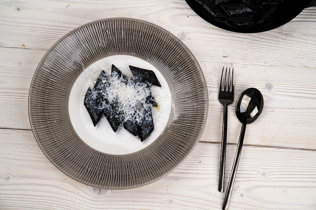 Pennoni Monograno Felicetti "IL CAPPELLI", Holzkohle und Käse - Romano i Julietta